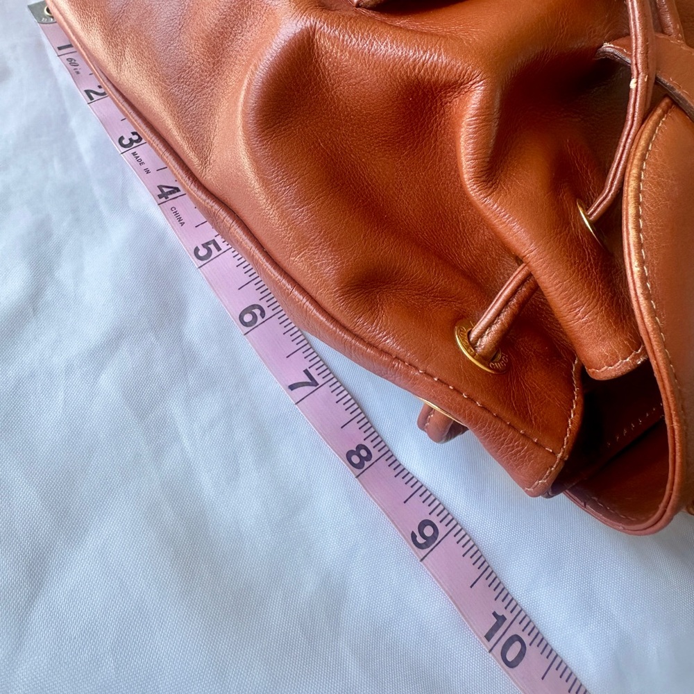 GUCCI | Vintage 1990s Bamboo Leather Backpack | Brown | Small/Medium w/ Dust Bag - Picture 14 of 16